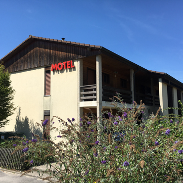motel_carre